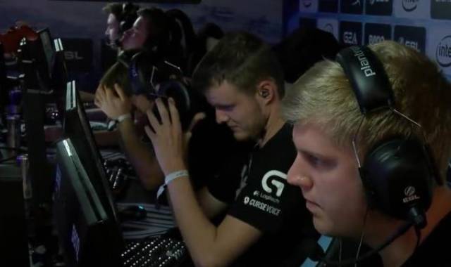 在抓住防守 在抓住防守